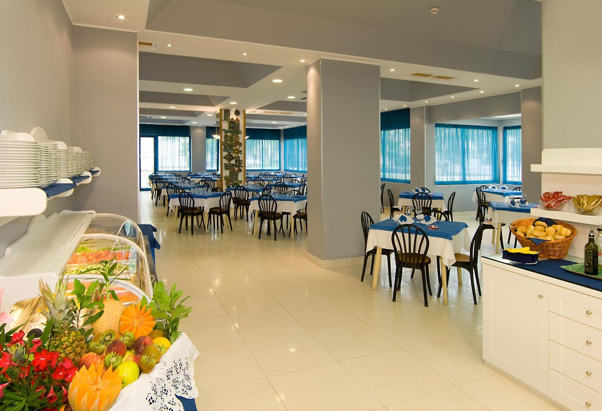 Hotel Miami ลิโดดิเยโซโล ภายนอก รูปภาพ