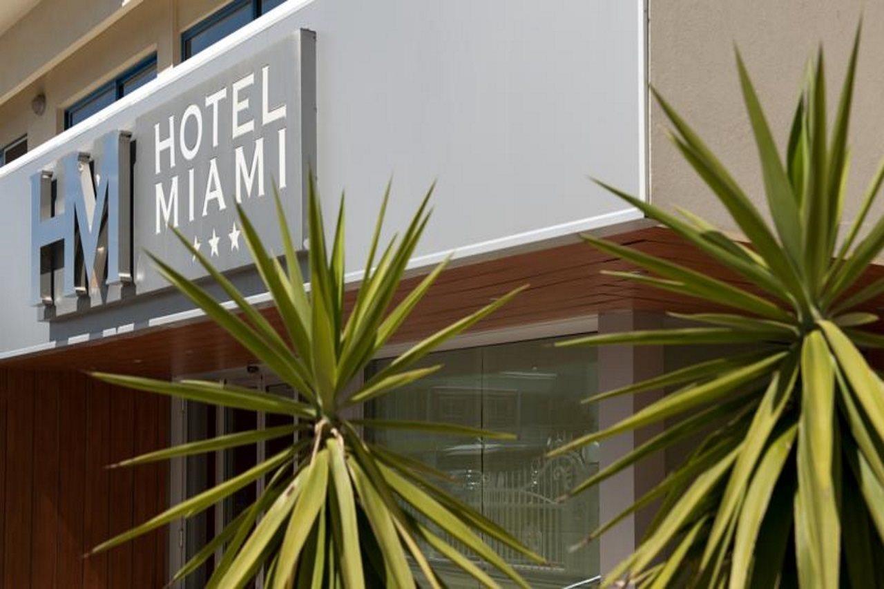 Hotel Miami ลิโดดิเยโซโล ภายนอก รูปภาพ